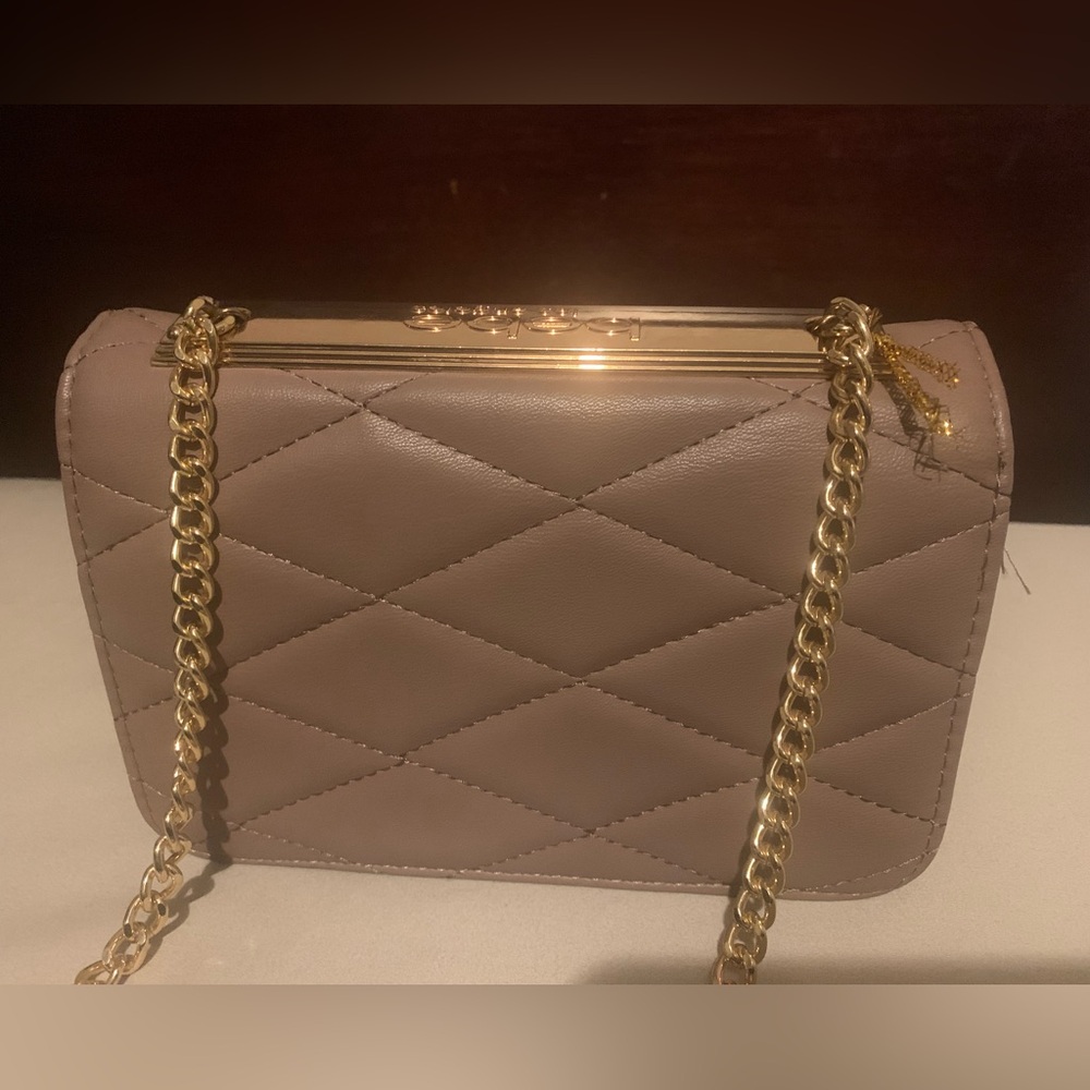 Bebe Crossbody bag w/ chain link strap. - Picture 2 of 7